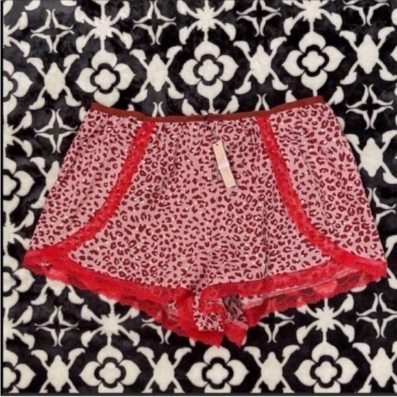 Victoria’s Secret Pajama Short - Picture 3 of 9